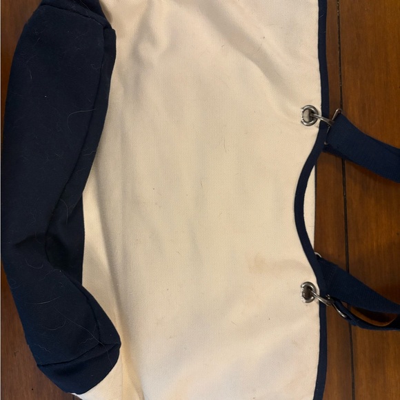 Thirty-one Canvas Thermal Tote Bag with Pink Ribbon Accent - Picture 5 of 6